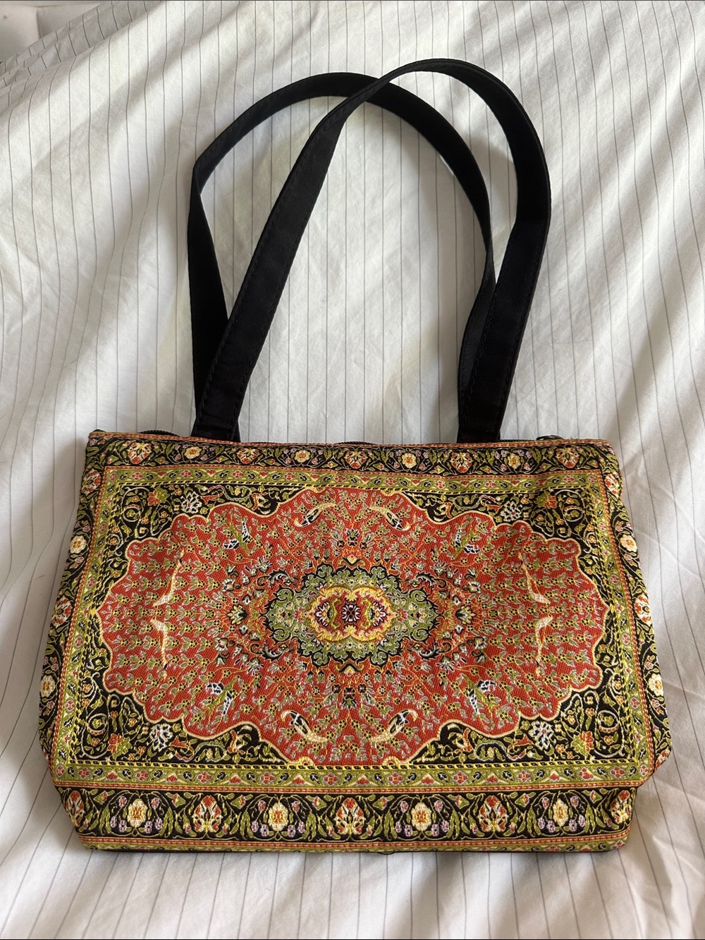 Derin - Embroidered Floral Tapestry Tote Bag in Red, Black, and Green